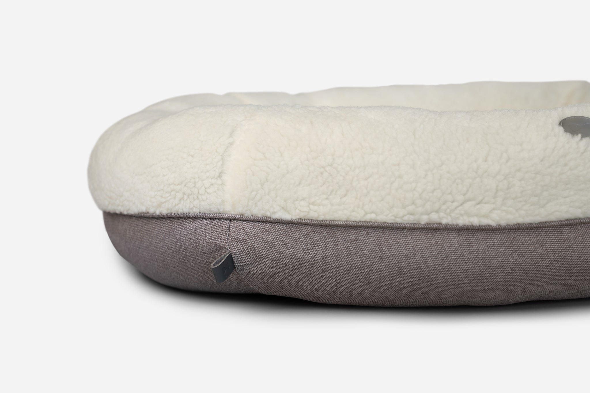 Chester & Lee | Furry Beige Donut Dog Bed - Priscilla's Pet Paradise