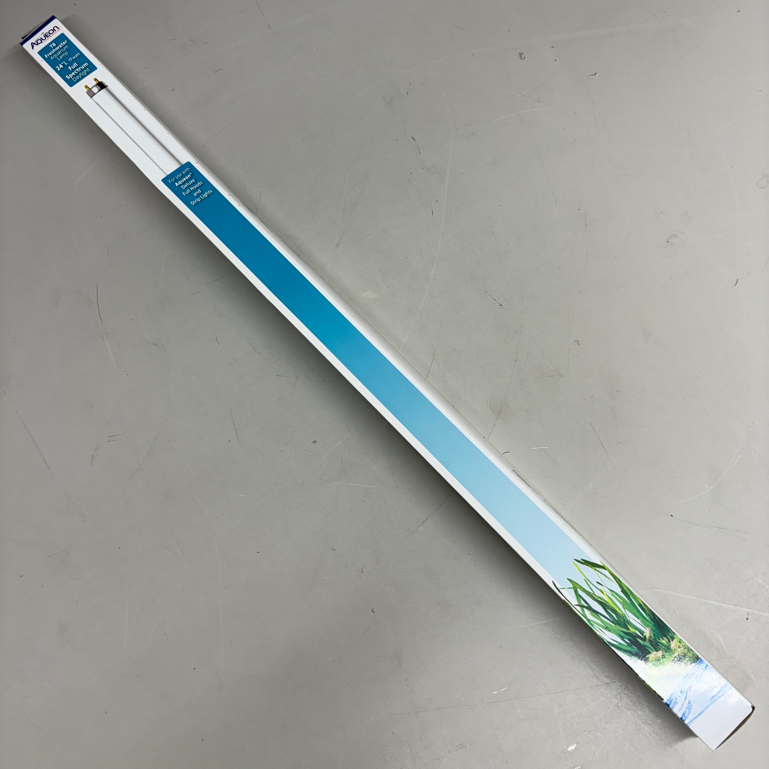 AQUEON T8 Freshwater Aquarium Lamp 24" 17 Watt Full Spectrum Daylight Lamp - Priscilla's Pet Paradise